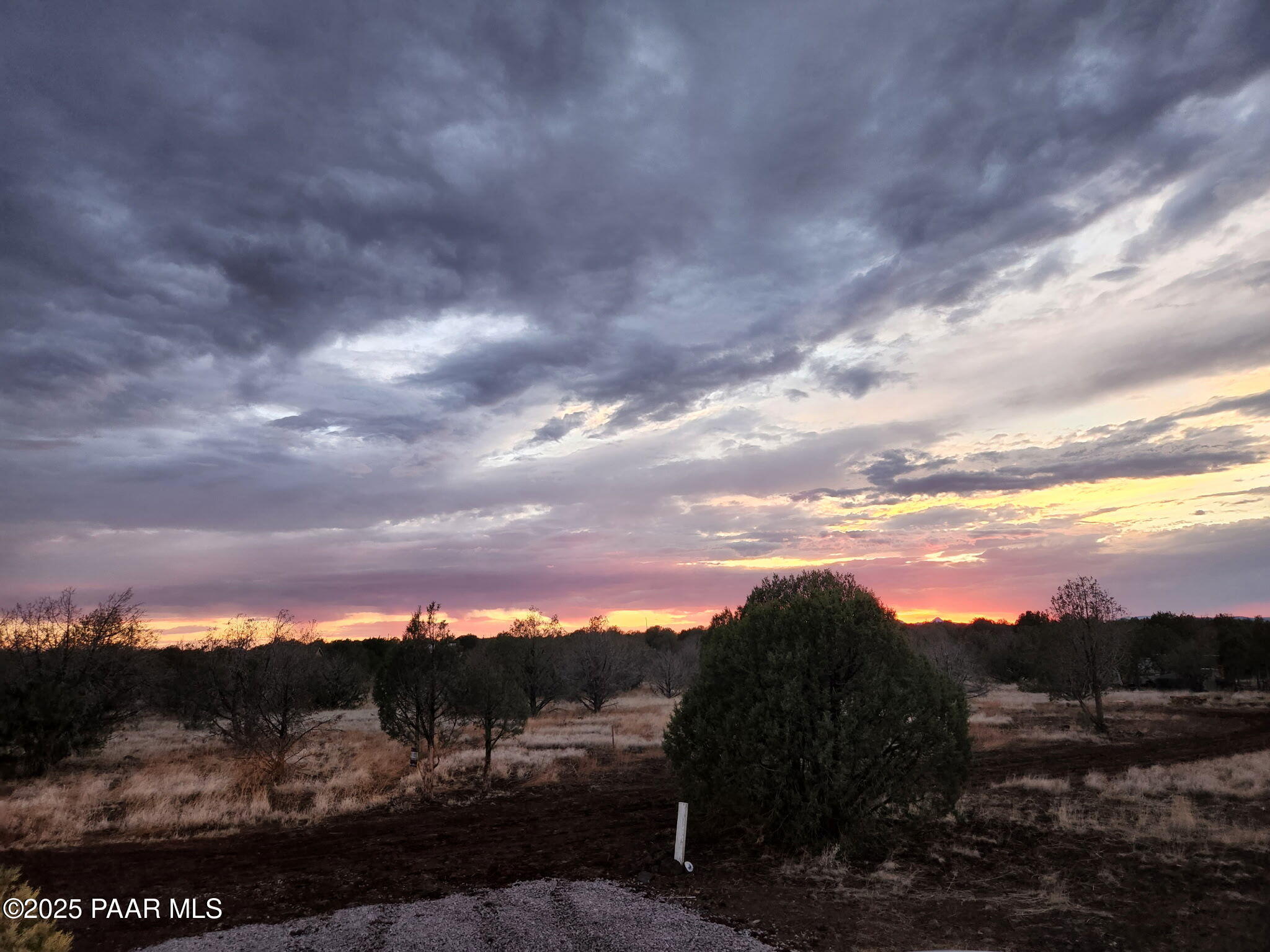 4353 Highview Drive Williams, AZ 86046 - Photo 3 of 14