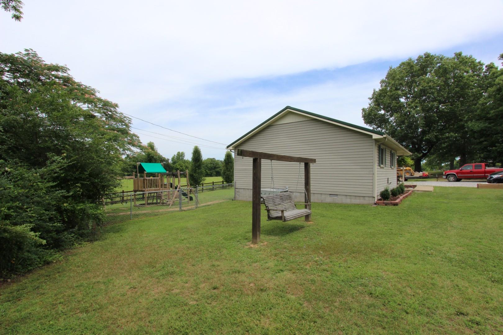 130 Highway 49 Tennessee Ridge, TN 37178 - Photo 5 of 19 Gallery Image 5