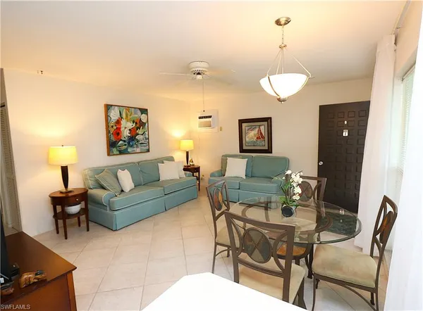 $1,900 | 235 Seaview Court, Unit B5, Marco Island, FL 34145