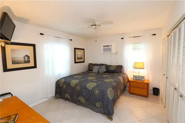 $1,900 | 235 Seaview Court, Unit B5, Marco Island, FL 34145