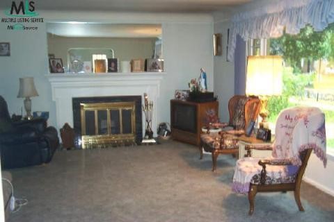 1372 Bishop Road Grosse Pointe, MI 48230 - Photo 2 of 5 756453-1.JPG