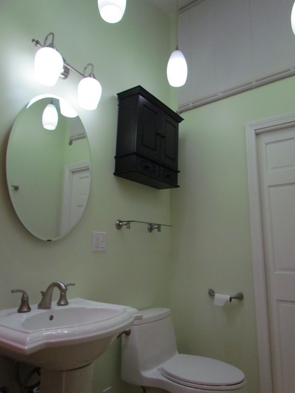 48 Lancaster Road Arlington, MA 02476 - Photo 14 of 18 Gallery Image 14