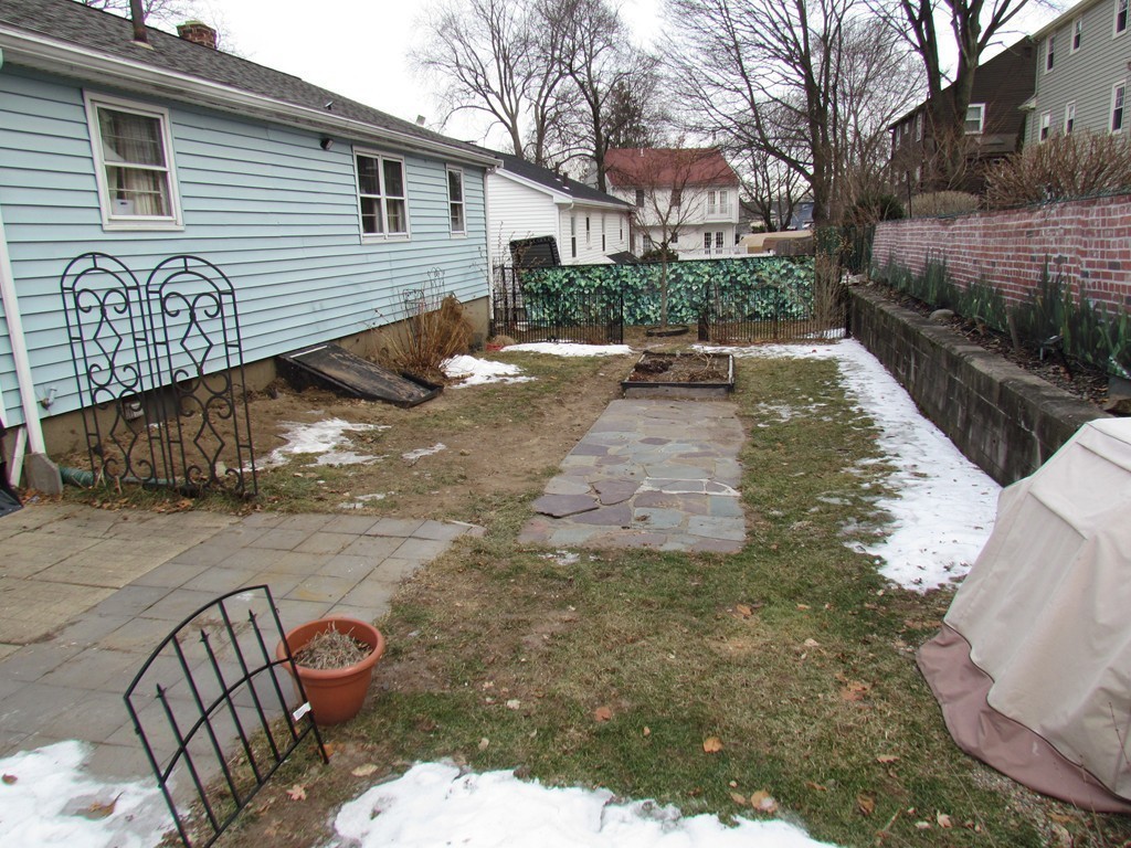 48 Lancaster Road Arlington, MA 02476 - Photo 18 of 18 Gallery Image 18