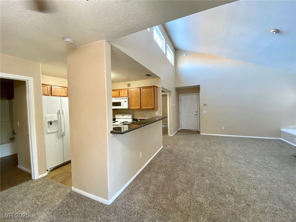9325 West Desert Inn Road, Unit 250 Las Vegas, NV 89117 - Photo 5 of 14 Gallery Image 5
