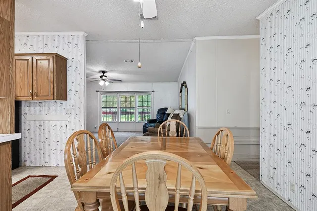 $315,000 | 18818 Holly Pine Trail, Lithia, FL 33547