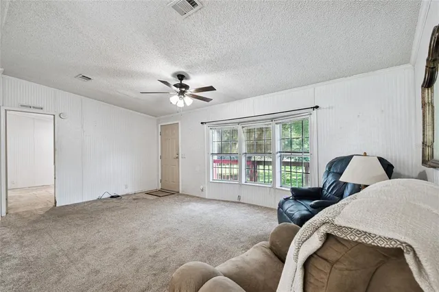 $315,000 | 18818 Holly Pine Trail, Lithia, FL 33547