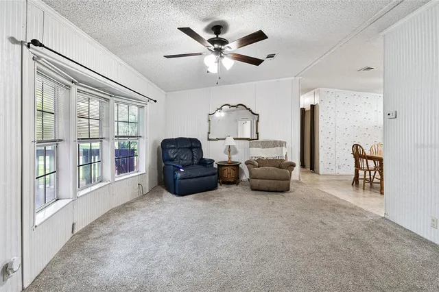 $315,000 | 18818 Holly Pine Trail, Lithia, FL 33547