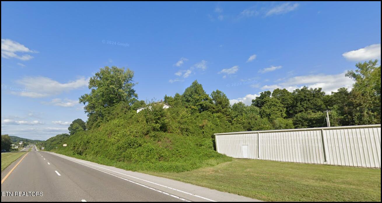 104 Henry Davis Road Harriman, TN 37748 - Photo 7 of 7 Screenshot 2026-01-15 163828