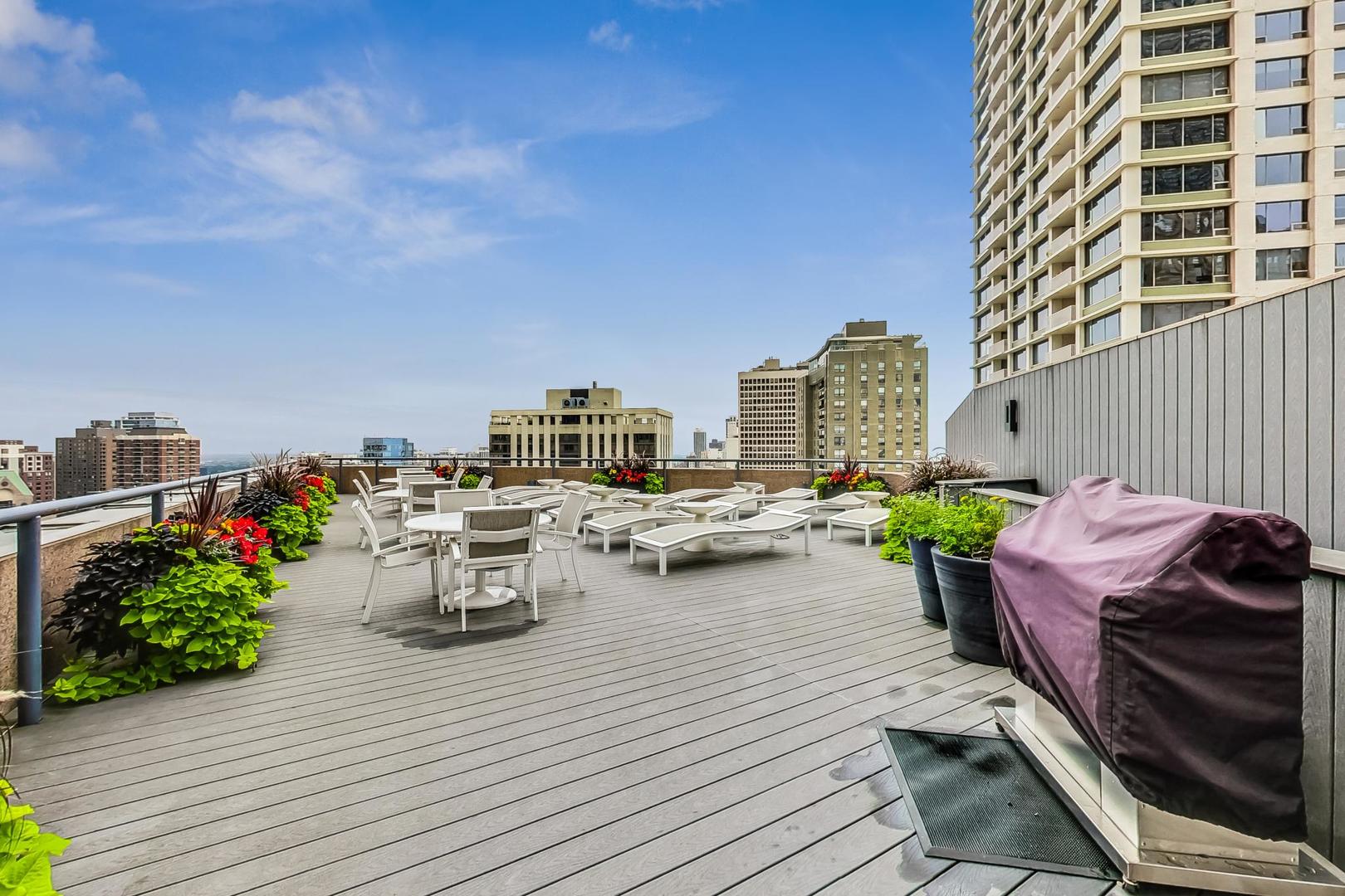 950 North Michigan Avenue, Unit 3103 Chicago, IL 60611 - Photo 64 of 68