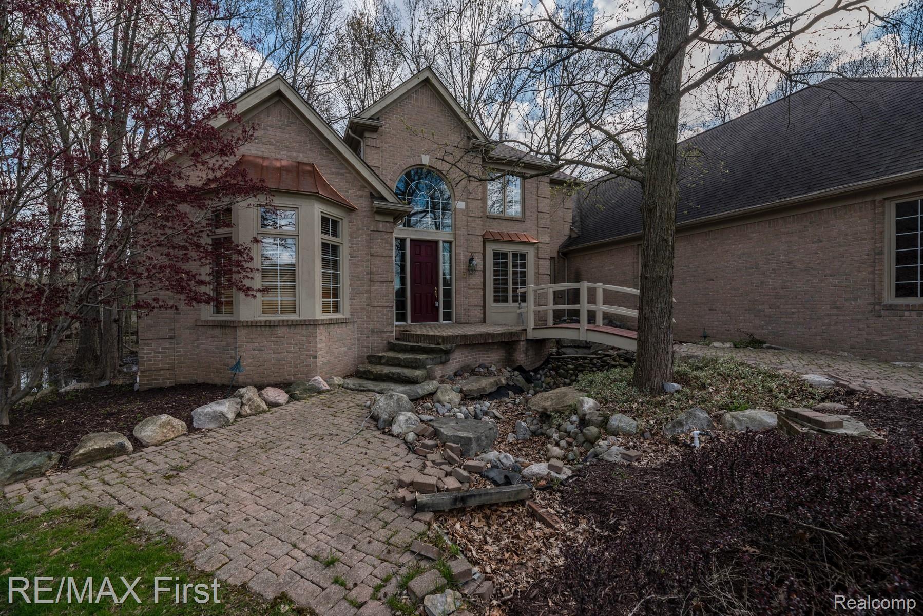 60702 Pennington Way Rochester, MI 48306 - Photo 4 of 66 Pennington Way - 4 of 66.jpeg