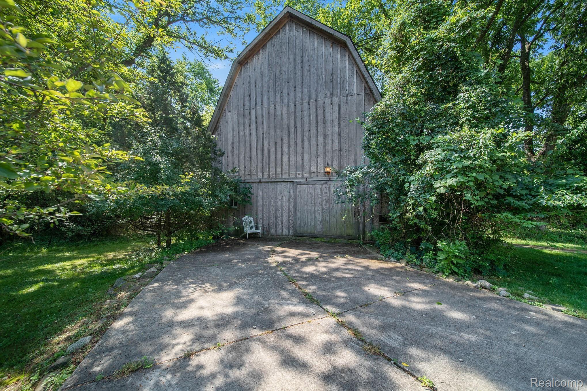 25331 West 13 Mile Road Franklin, MI 48025 - Photo 47 of 48 19.jpg