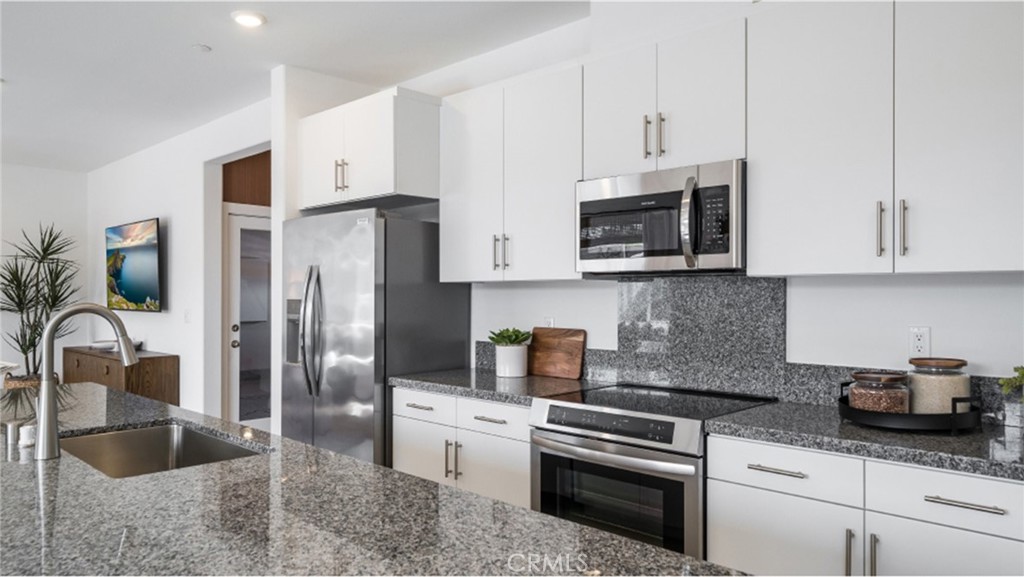 2314 Blue Elm Road Perris, CA 92570 - Photo 3 of 22 Residence 2 Model - not homesite