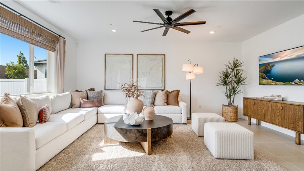 2314 Blue Elm Road Perris, CA 92570 - Photo 6 of 22 Residence 2 Model - not homesite