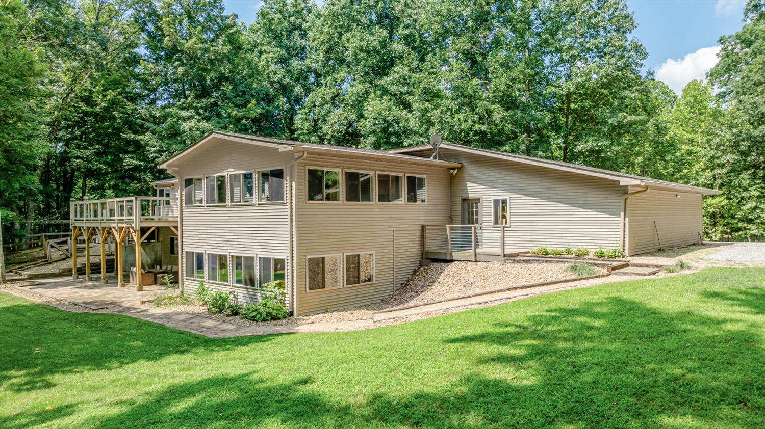 9480 Stoops Road Dillsboro, IN 47018 - Photo 1 of 63 Gallery Image 1