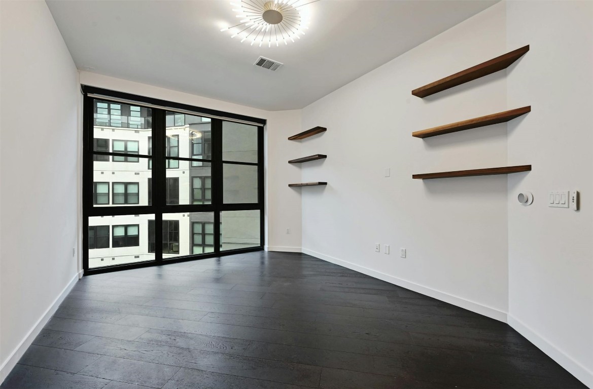 800 Embassy Drive, Unit 411 Austin, TX 78702 - Photo 18 of 40