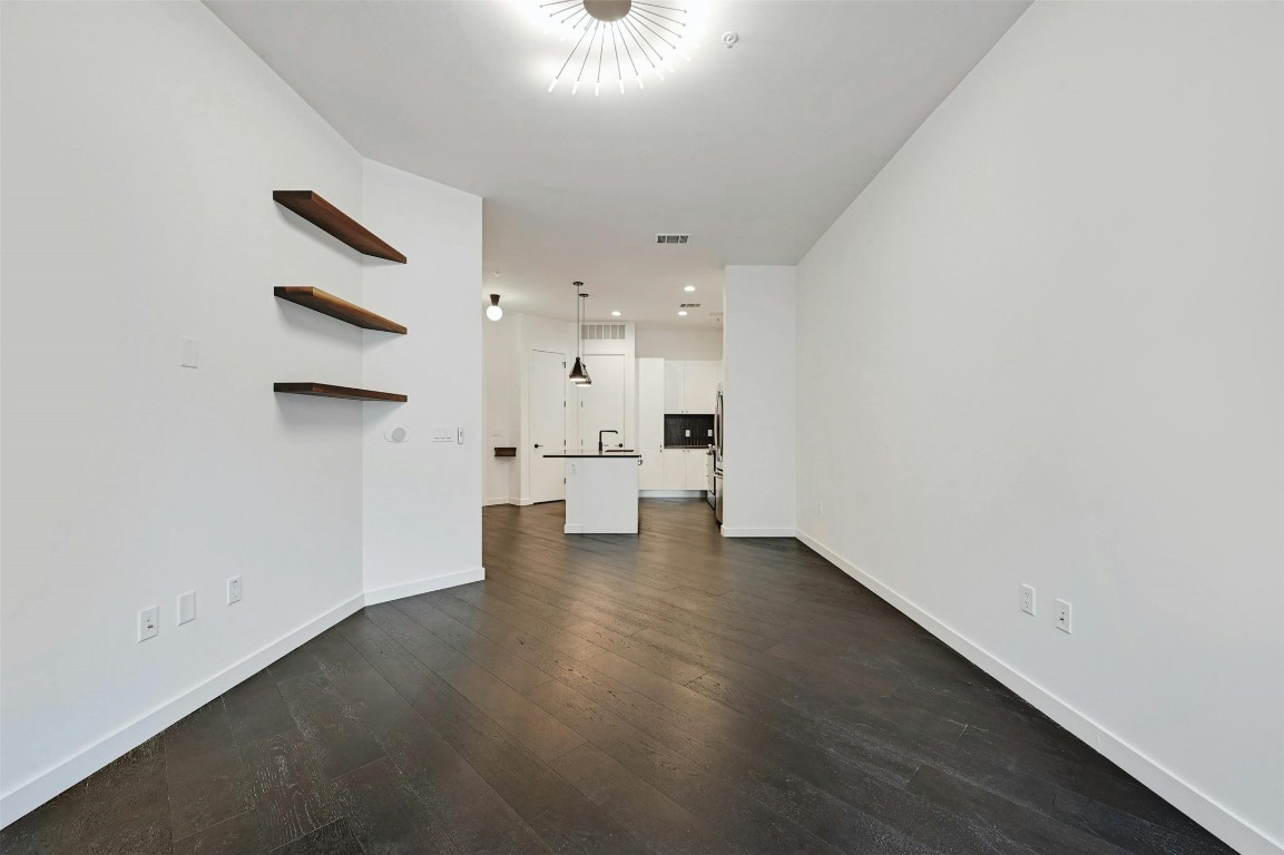 800 Embassy Drive, Unit 411 Austin, TX 78702 - Photo 20 of 40