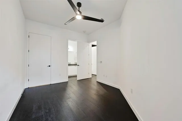 $2,250 | 800 Embassy Drive, Unit 411, Austin, TX 78702