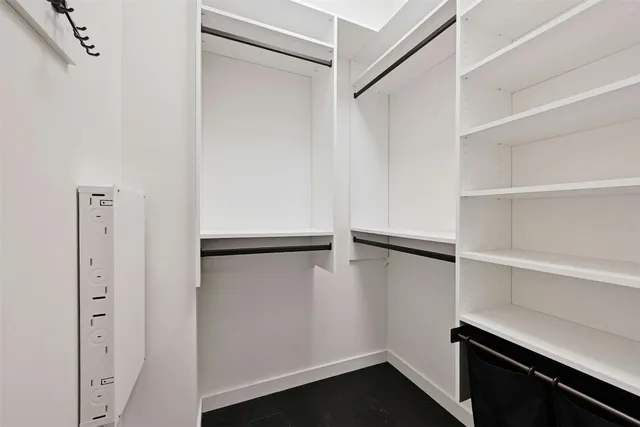 $2,250 | 800 Embassy Drive, Unit 411, Austin, TX 78702