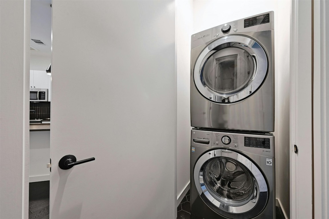 800 Embassy Drive, Unit 411 Austin, TX 78702 - Photo 29 of 40