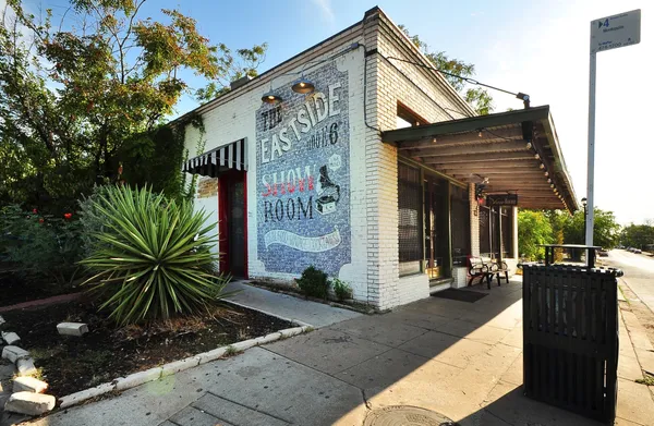 $1,750 | 800 Embassy Drive, Unit 411, Austin, TX 78702