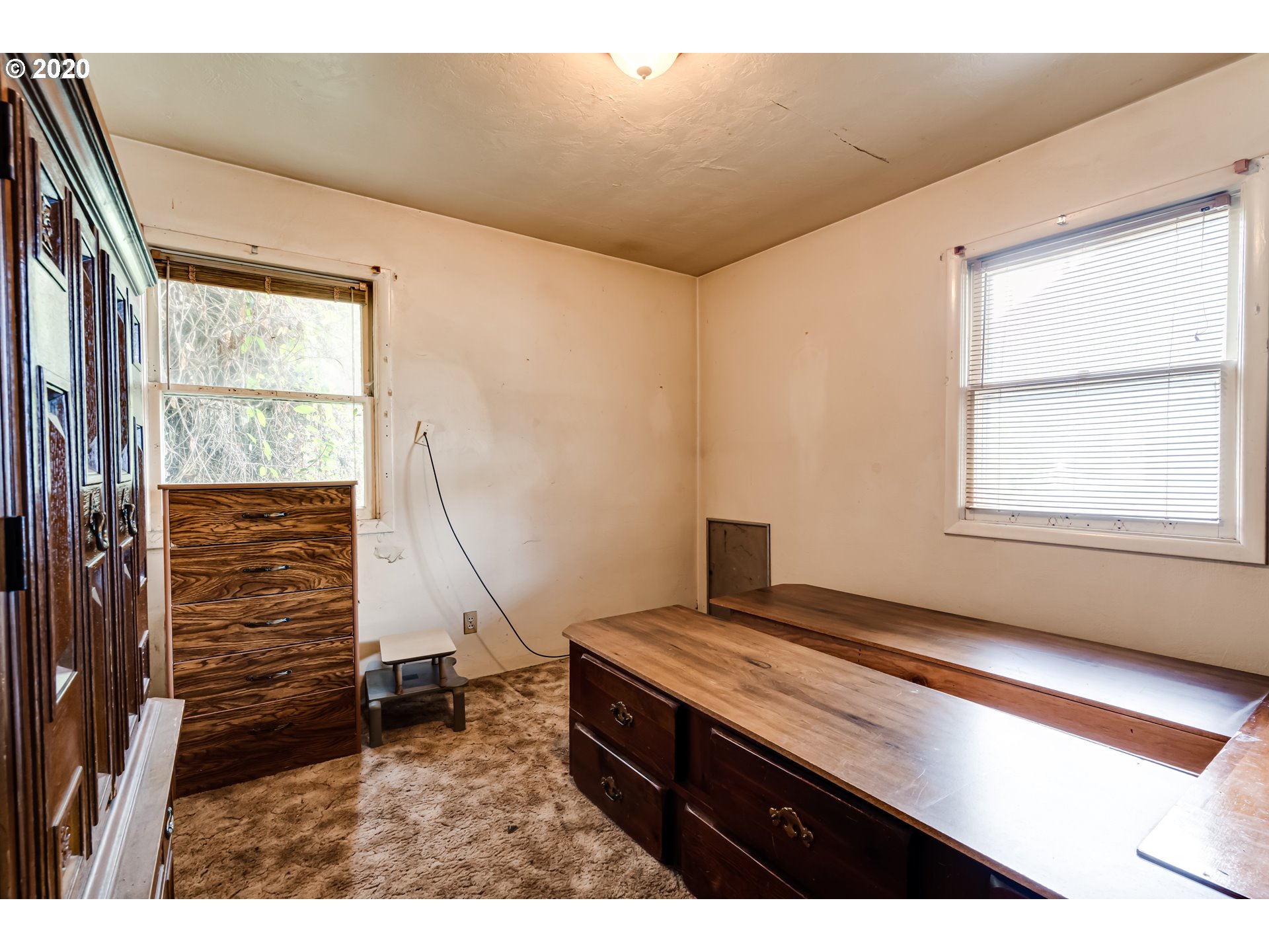 1405 Pleasant Street Springfield, OR 97477 - Photo 14 of 31