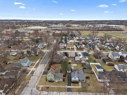 $350,000 | 1 Adams Street, East Dundee, IL 60118