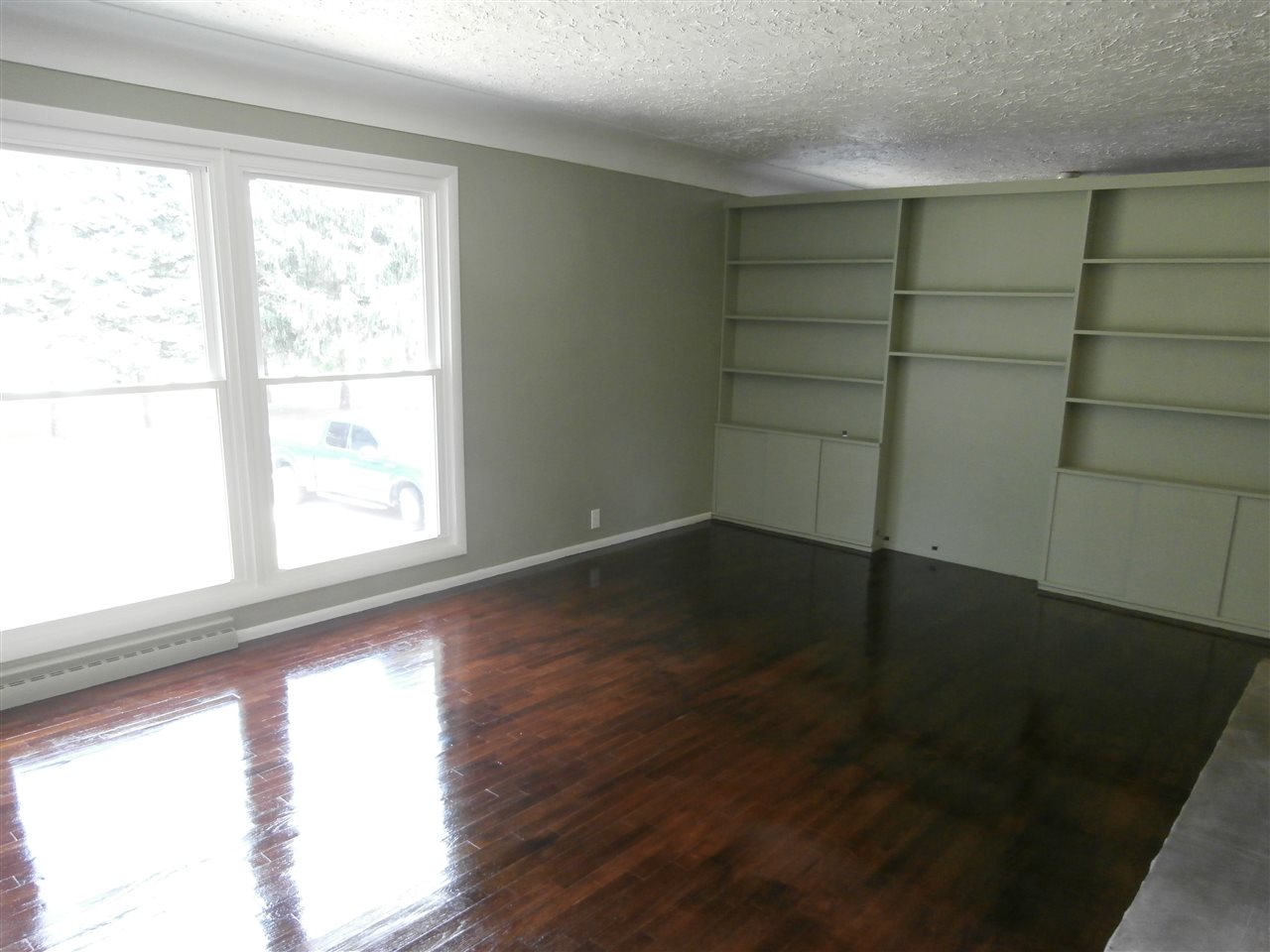 6559 South Delaney Road Owosso, MI 48867 - Photo 9 of 31 31325629-8.JPG