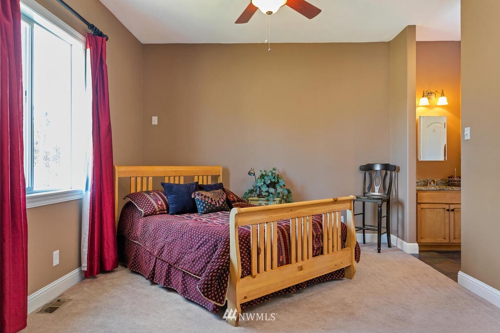 17844 Kenworth Lane Southwest Rochester, WA 98579 - Photo 22 of 25