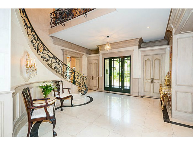 430 Fulton Road San Mateo, CA 94402 - Photo 6 of 25 a view of an entryway with wooden floor