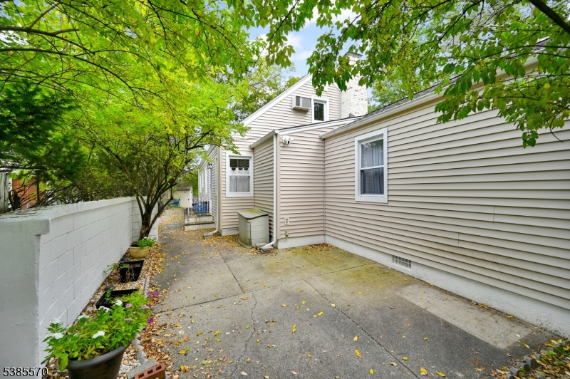 3 Country Club Road Livingston, NJ 07039 - Photo 33 of 34