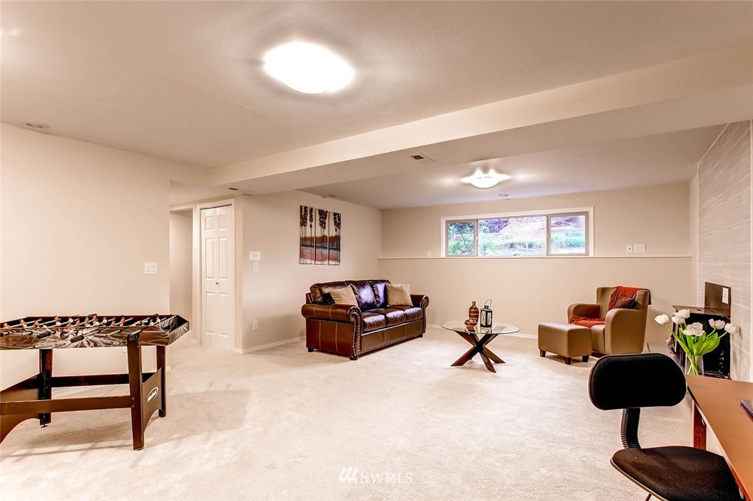 21412 191st Avenue Southeast Renton, WA 98058 - Photo 18 of 25 Gallery Image 18