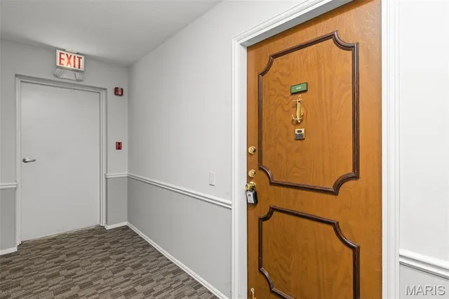 $269,900 | 539 Coeur De Royale Drive, Unit 408, Creve Coeur, MO 63141