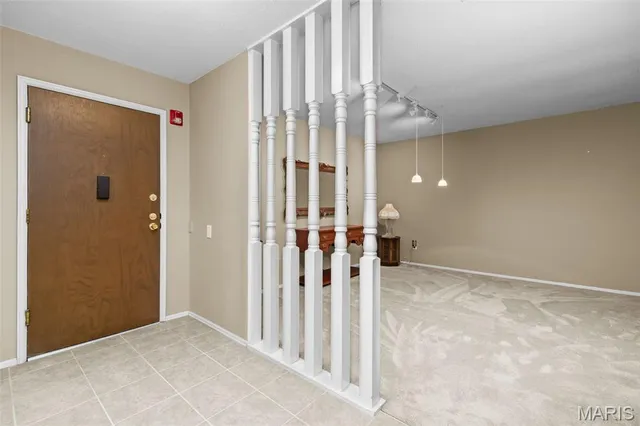 $269,900 | 539 Coeur De Royale Drive, Unit 408, Creve Coeur, MO 63141