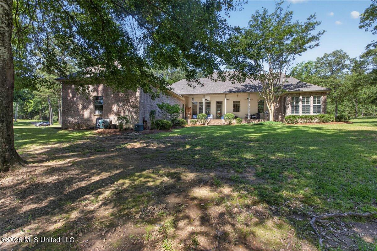 1043 Stonegate Drive McComb, MS 39648 - Photo 35 of 41 34-HJ0A6706