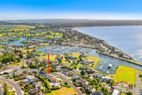 $1,050,000 | 8037 Chinook Way, Blaine, WA 98230
