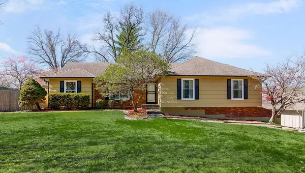 $319,900 | 3427 East 105th Terrace, Kansas City, MO 64137
