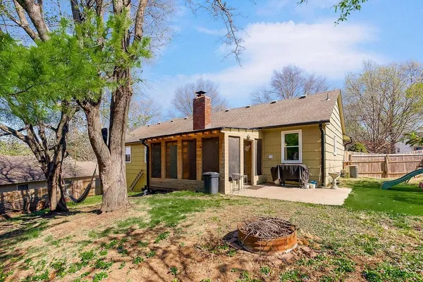 $319,900 | 3427 East 105th Terrace, Kansas City, MO 64137