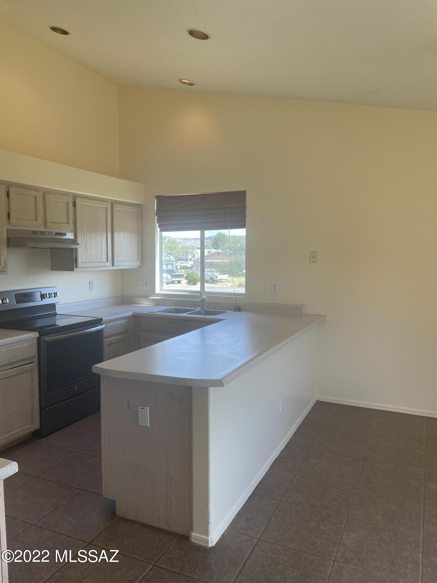 1215 Brandy Court Rio Rico, AZ 85648 - Photo 8 of 20