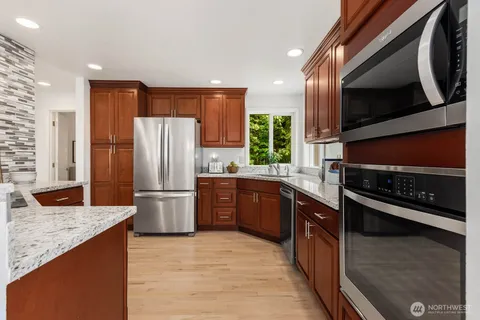 $1,150,000 | 17934 151st Way Northeast, Woodinville, WA 98072