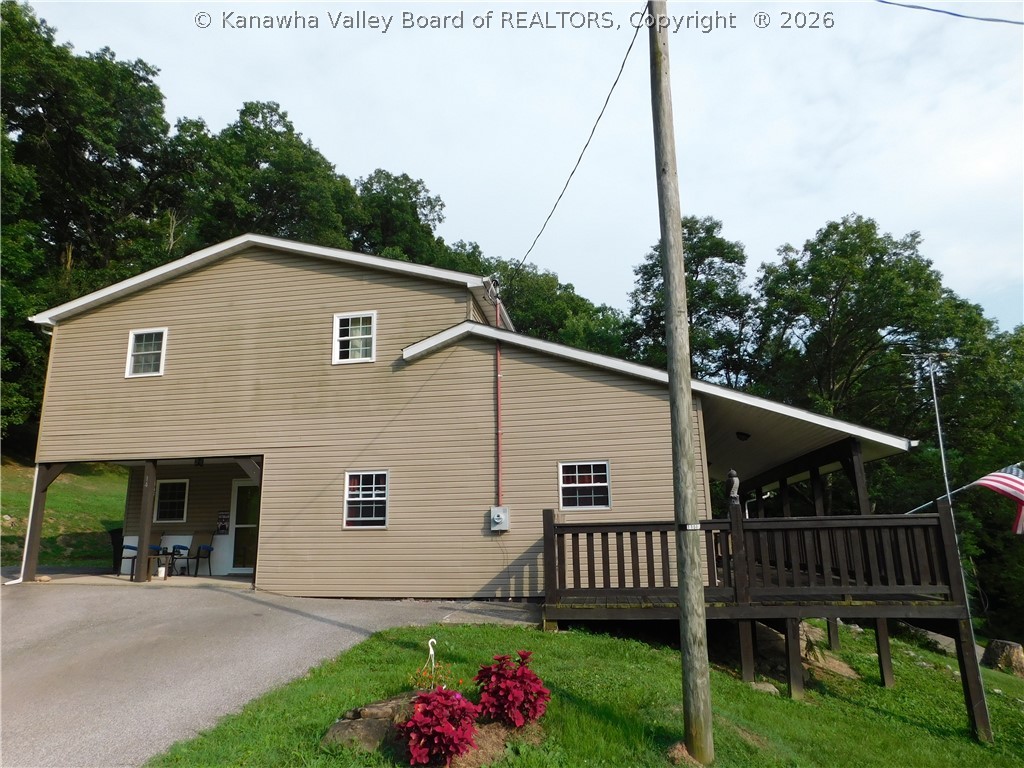 14 Christian Road Charleston, WV 25313 - Photo 2 of 11 Back
