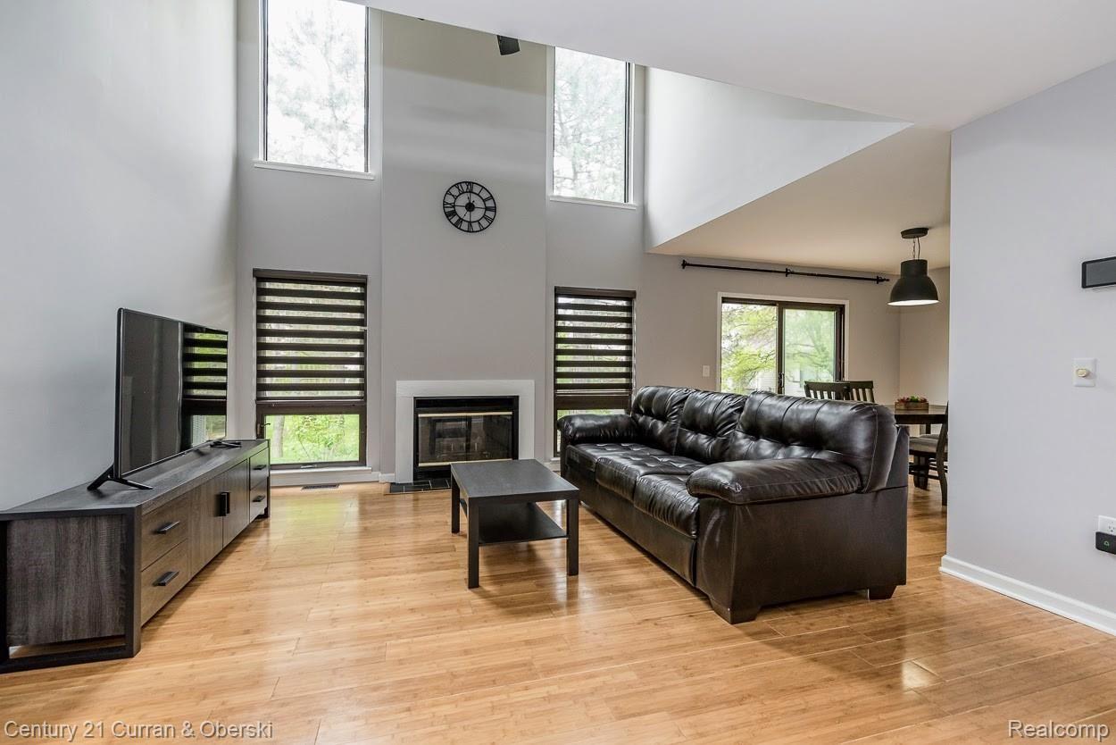 743 Eastbridge Court, Unit 95 Rochester, MI 48307 - Photo 9 of 38 9.jpg
