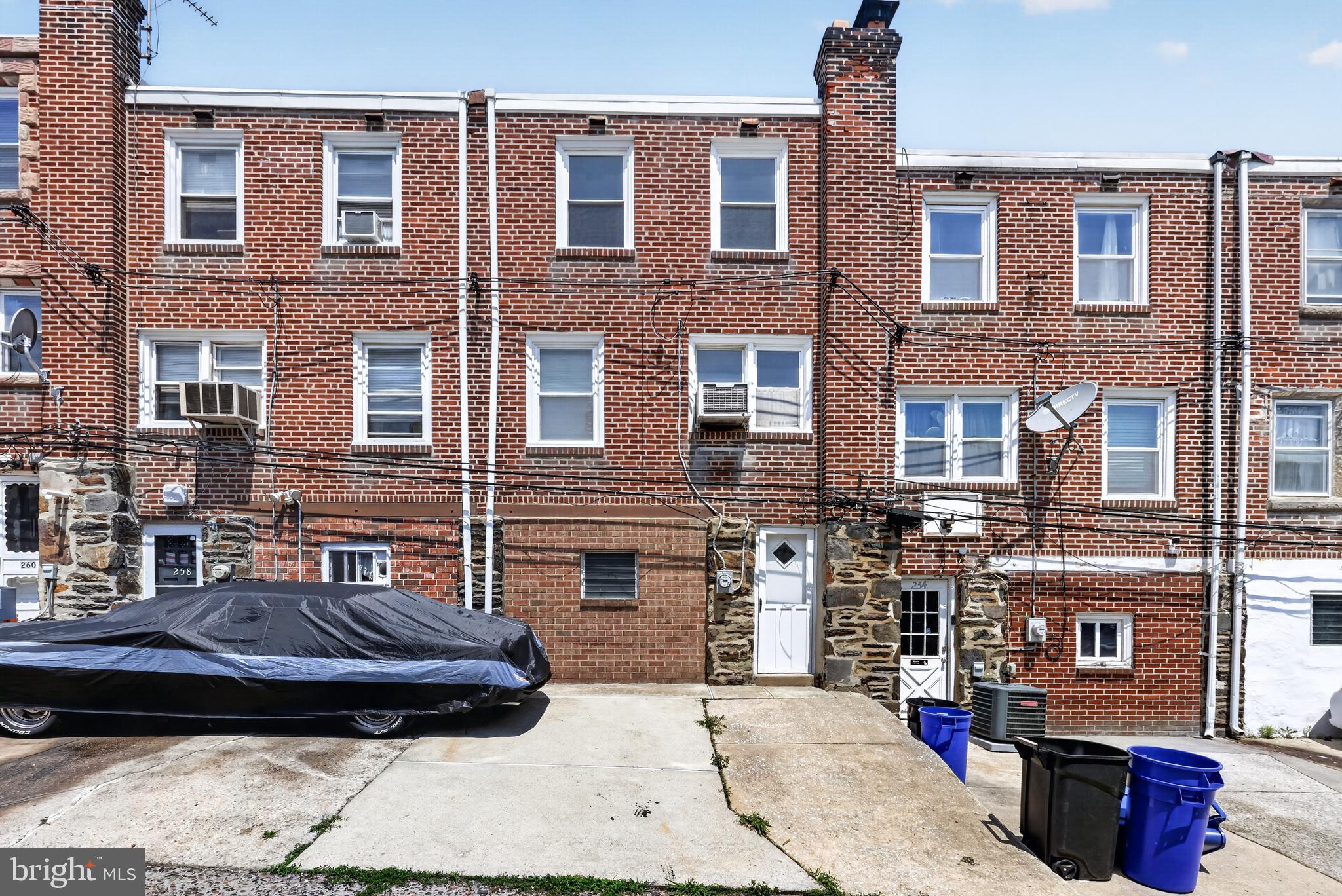 256 Cambridge Road Clifton Heights, PA 19018 - Photo 4 of 30 Charming brick facade with urban appeal.