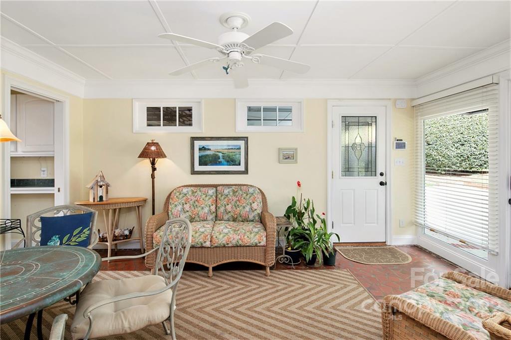 5227 Robinhood Road Charlotte, NC 28211 - Photo 27 of 44 Gallery Image 27