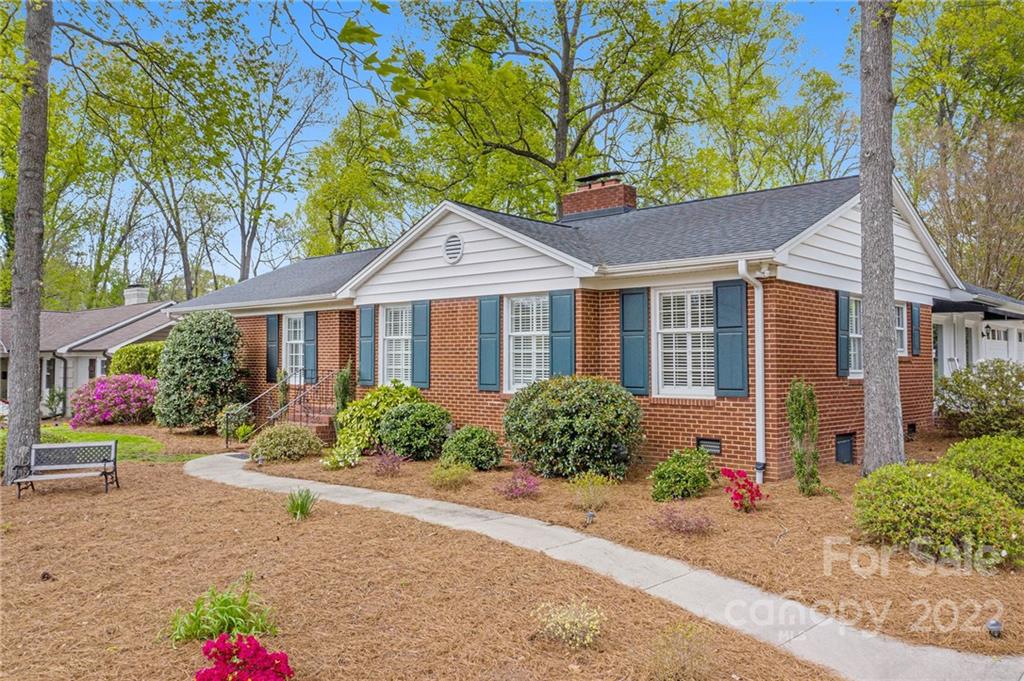 5227 Robinhood Road Charlotte, NC 28211 - Photo 4 of 44 Gallery Image 4