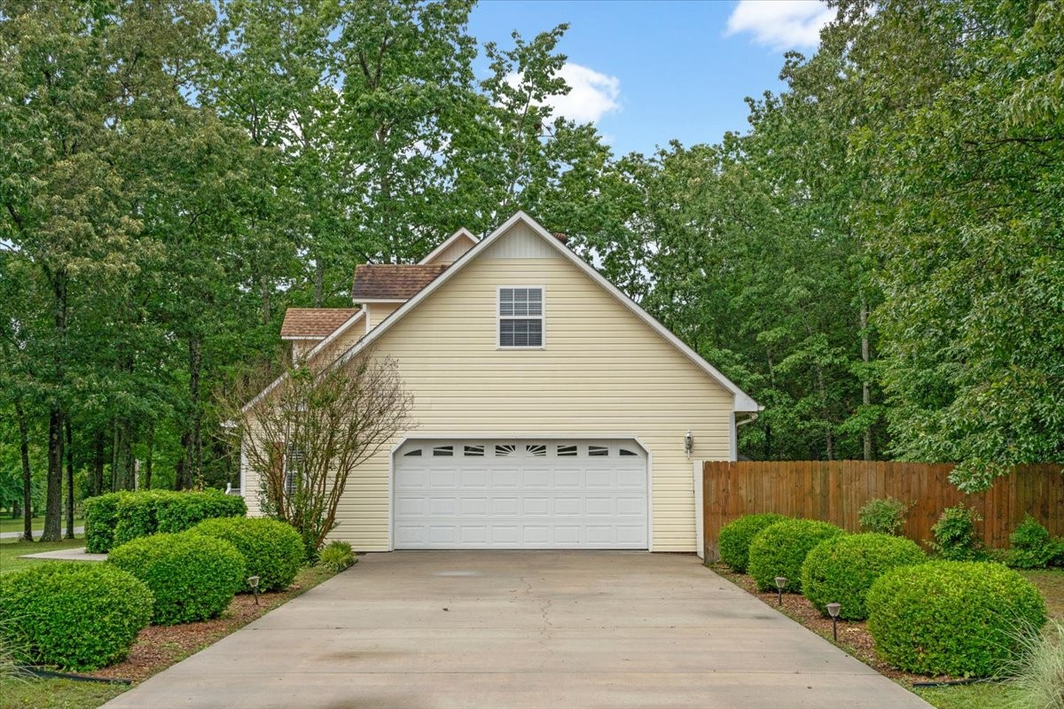 446 Strawberry Ridge Manchester, TN 37355 - Photo 4 of 49