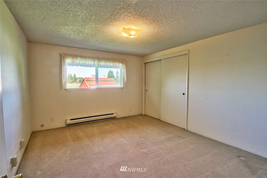 13862 South Fredonia Road Mount Vernon, WA 98273 - Photo 11 of 25 Gallery Image 11