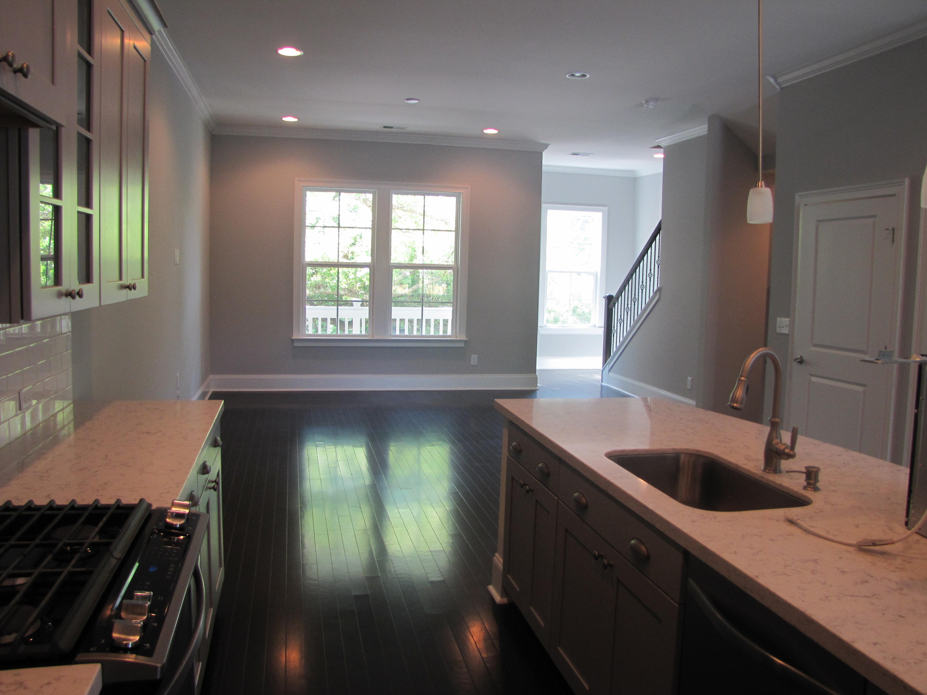 1094 Rifle Range Road Mount Pleasant, SC 29464 - Photo 5 of 43 155