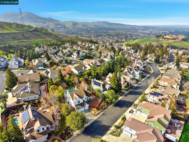 $1,450,000 | 376 Blue Oak Lane, Clayton, CA 94517