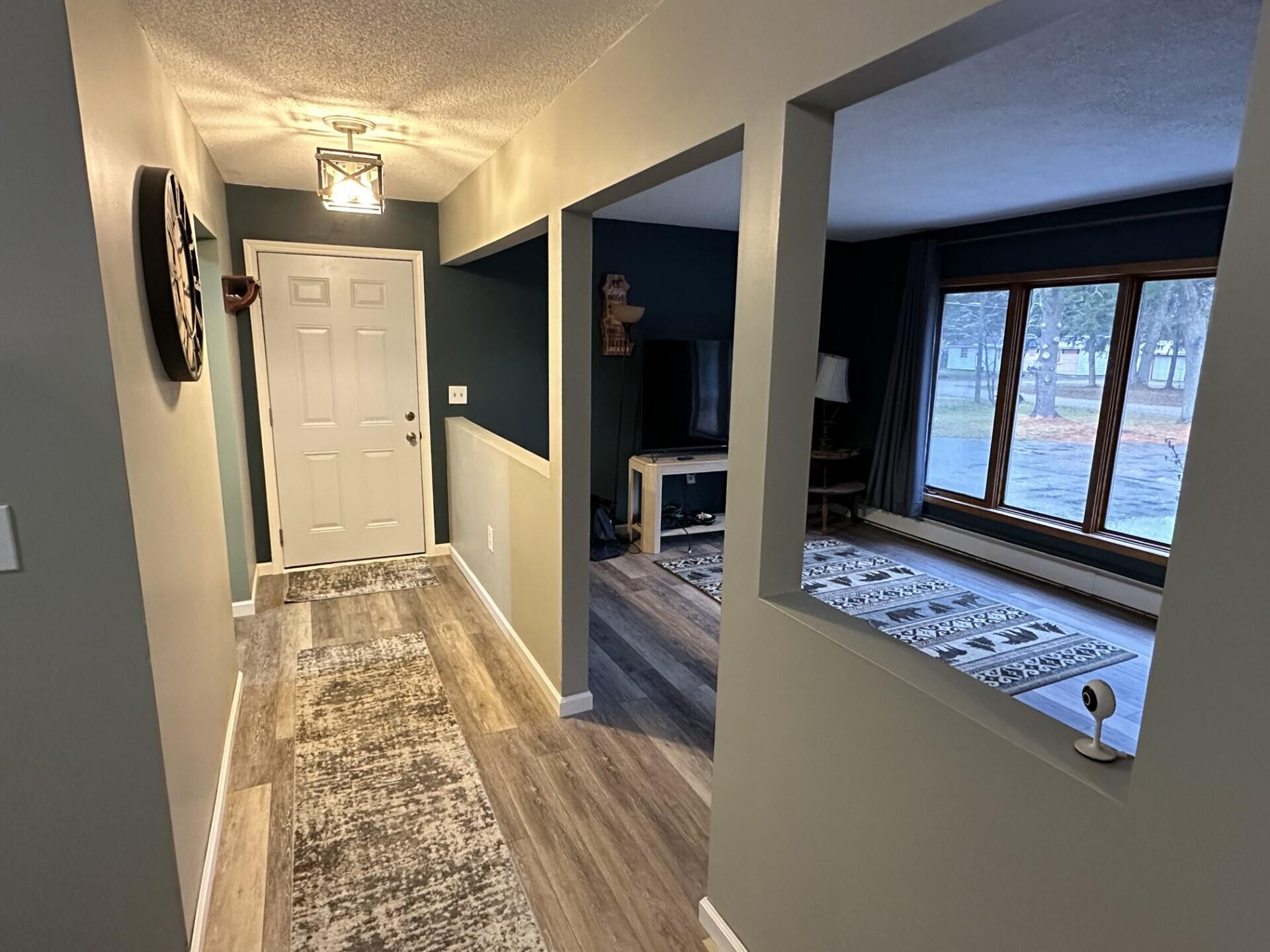 6113 Alex Road Grayling, MI 49738 - Photo 8 of 29 Gallery Image 8