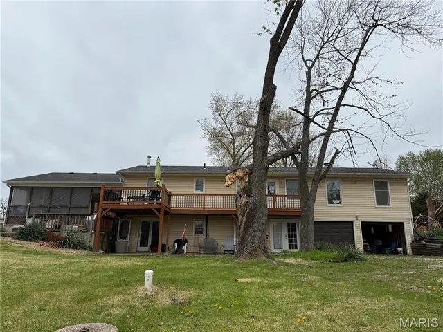 $750,000 | 480 North Lindsey Road, Winfield, MO 63389